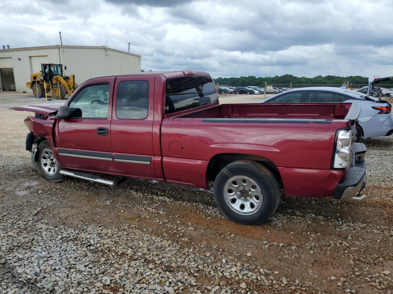 2005 CHEVROLET SILVERADO C1500 photo 3