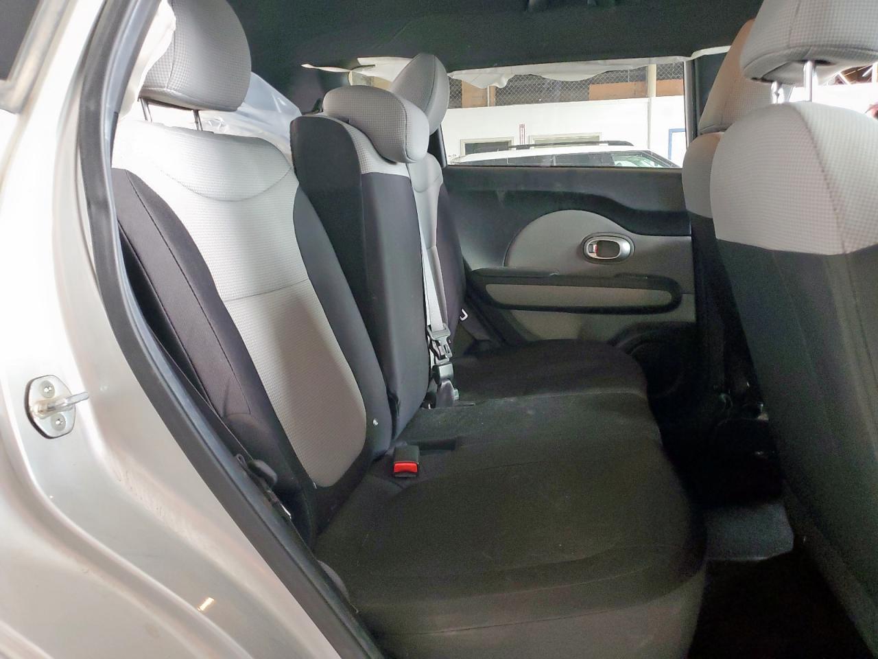 2015 KIA SOUL BASE photo 28