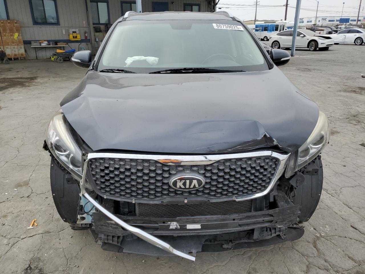 2017 KIA SORENTO LX photo 5