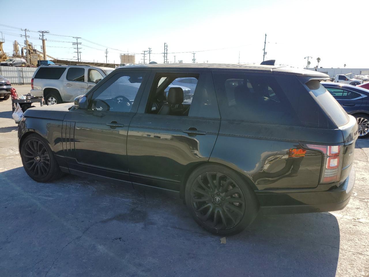 2017 LAND ROVER RANGE ROVER SUPERCHARGED photo 4