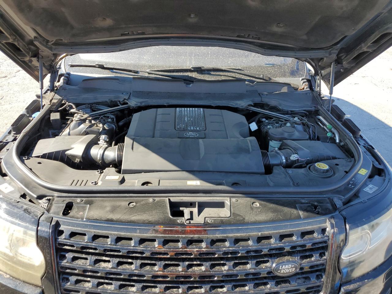 2017 LAND ROVER RANGE ROVER SUPERCHARGED photo 34