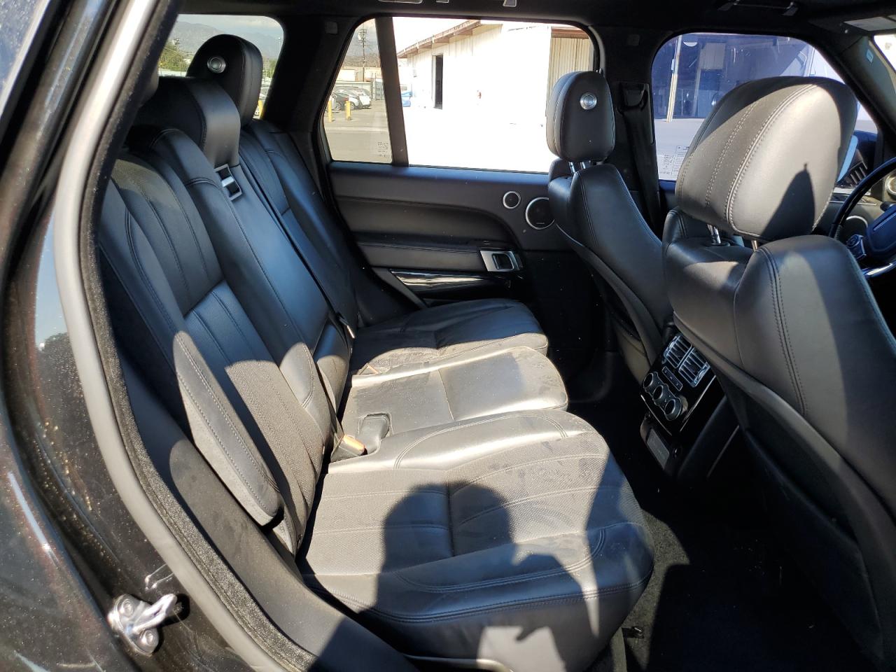 2017 LAND ROVER RANGE ROVER SUPERCHARGED photo 31