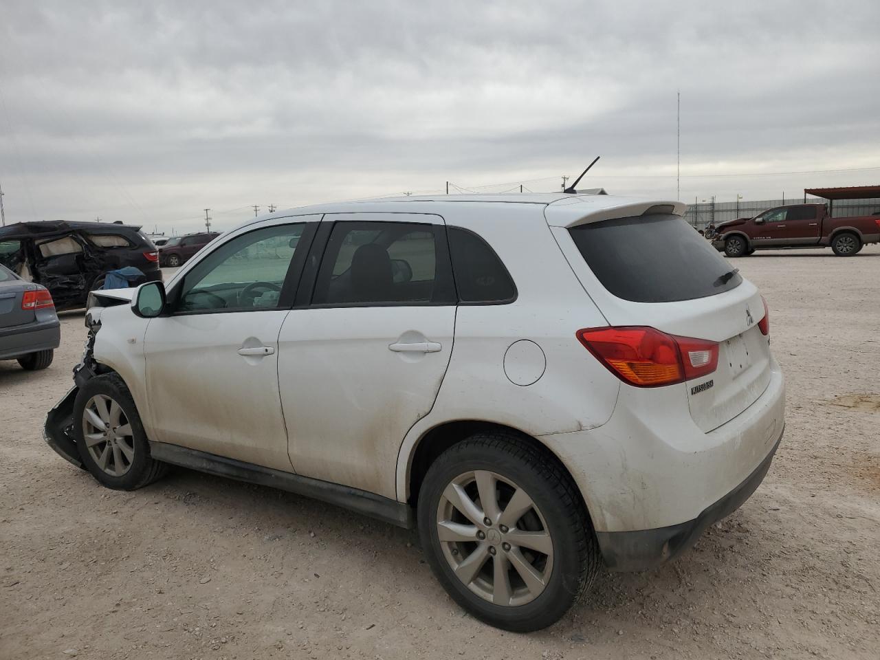 2014 MITSUBISHI OUTLANDER SPORT ES photo 3