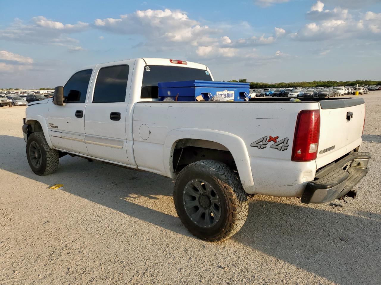 2005 CHEVROLET SILVERADO K2500 HEAVY DUTY photo 2
