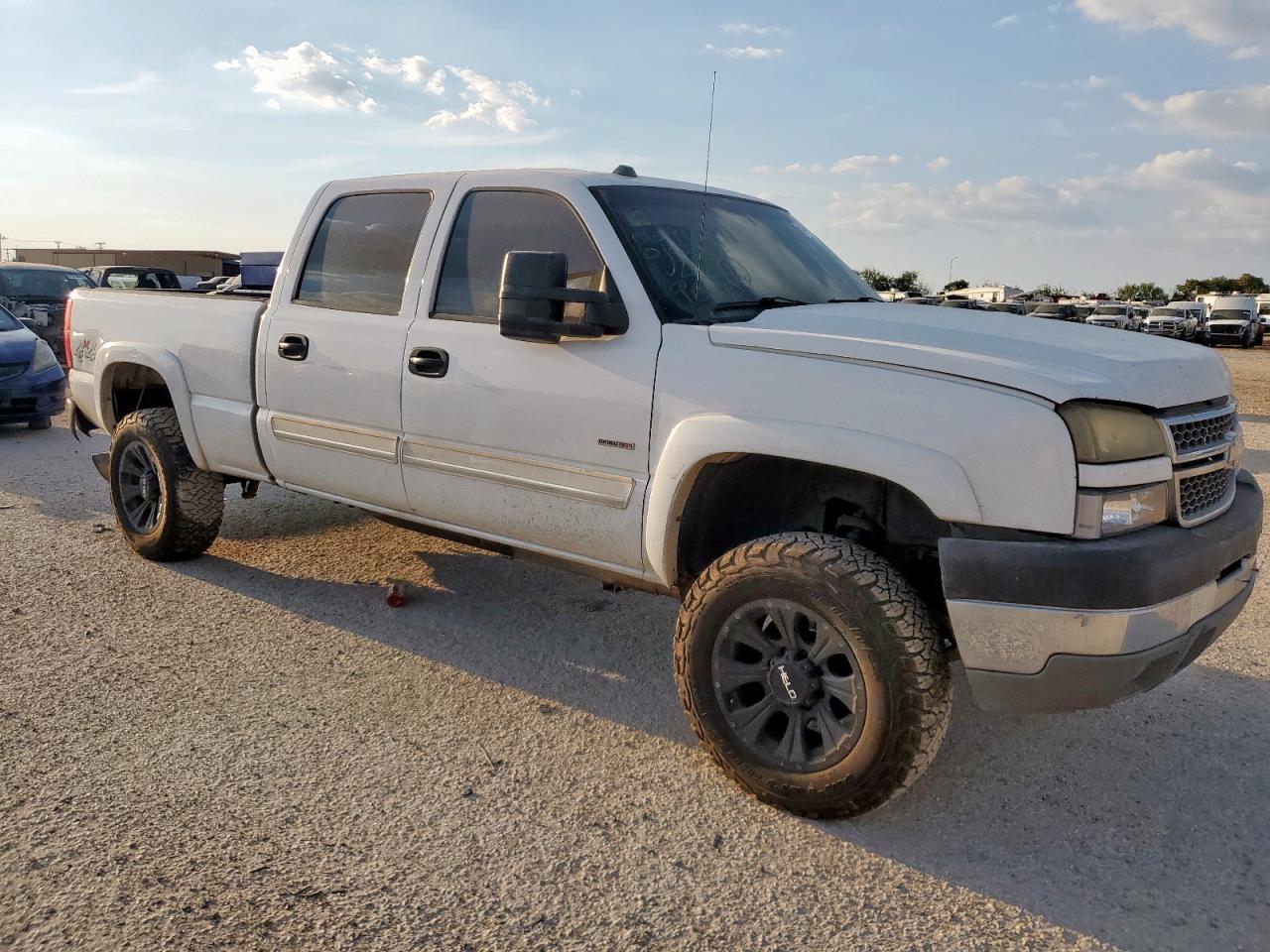 2005 CHEVROLET SILVERADO K2500 HEAVY DUTY photo 4