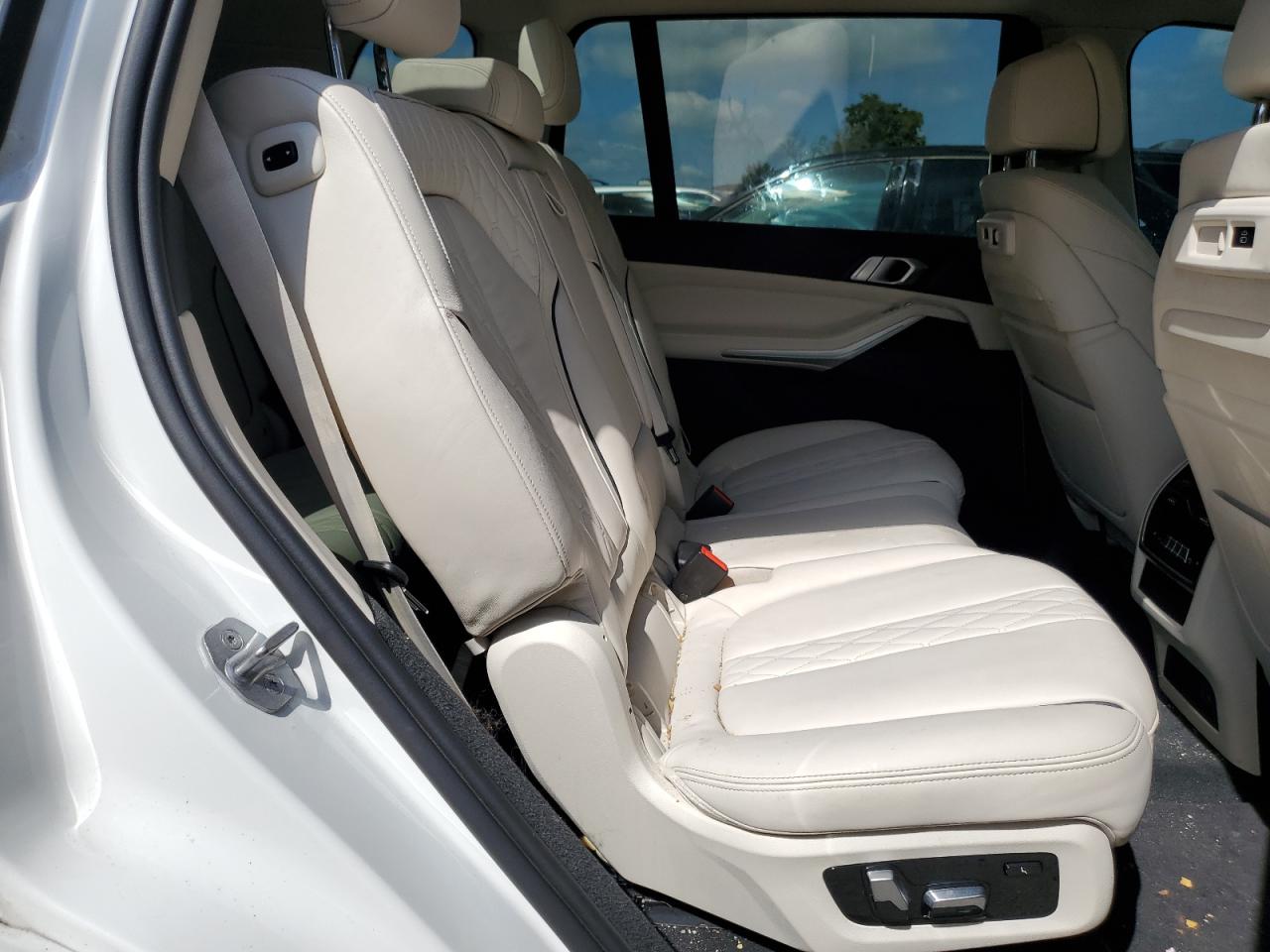 2020 BMW X7 XDRIVE40I photo 11