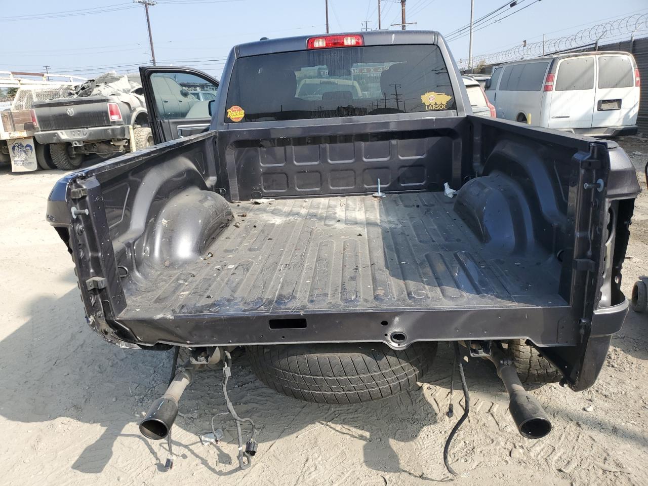 2022 RAM 1500 CLASSIC SLT photo 6