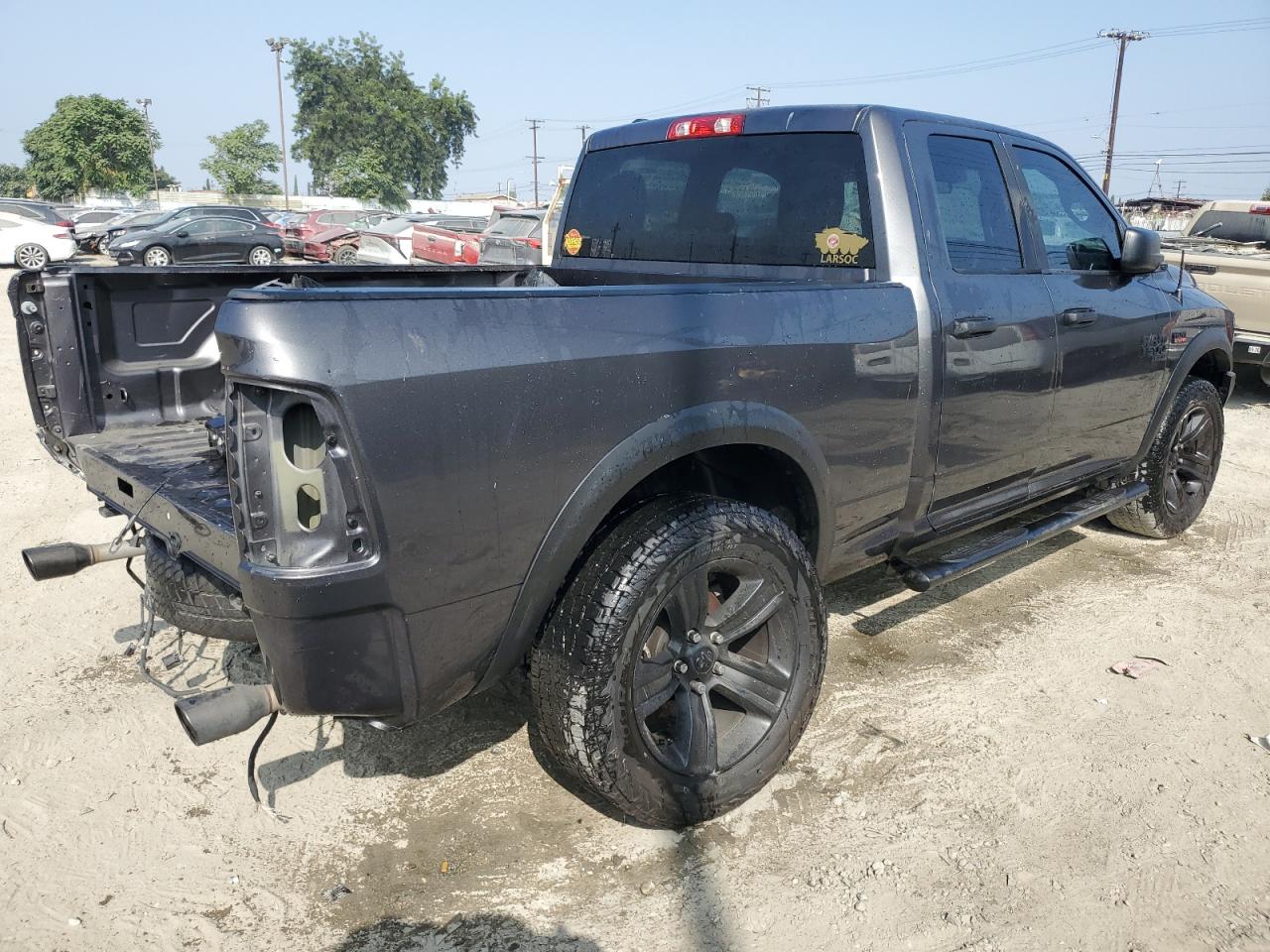2022 RAM 1500 CLASSIC SLT photo 3