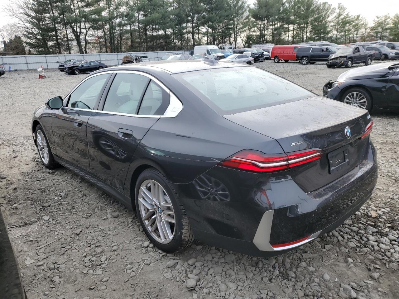 2024 BMW 530 XI photo 4