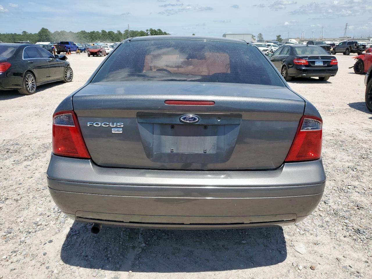 2007 FORD FOCUS ZX4 photo 11