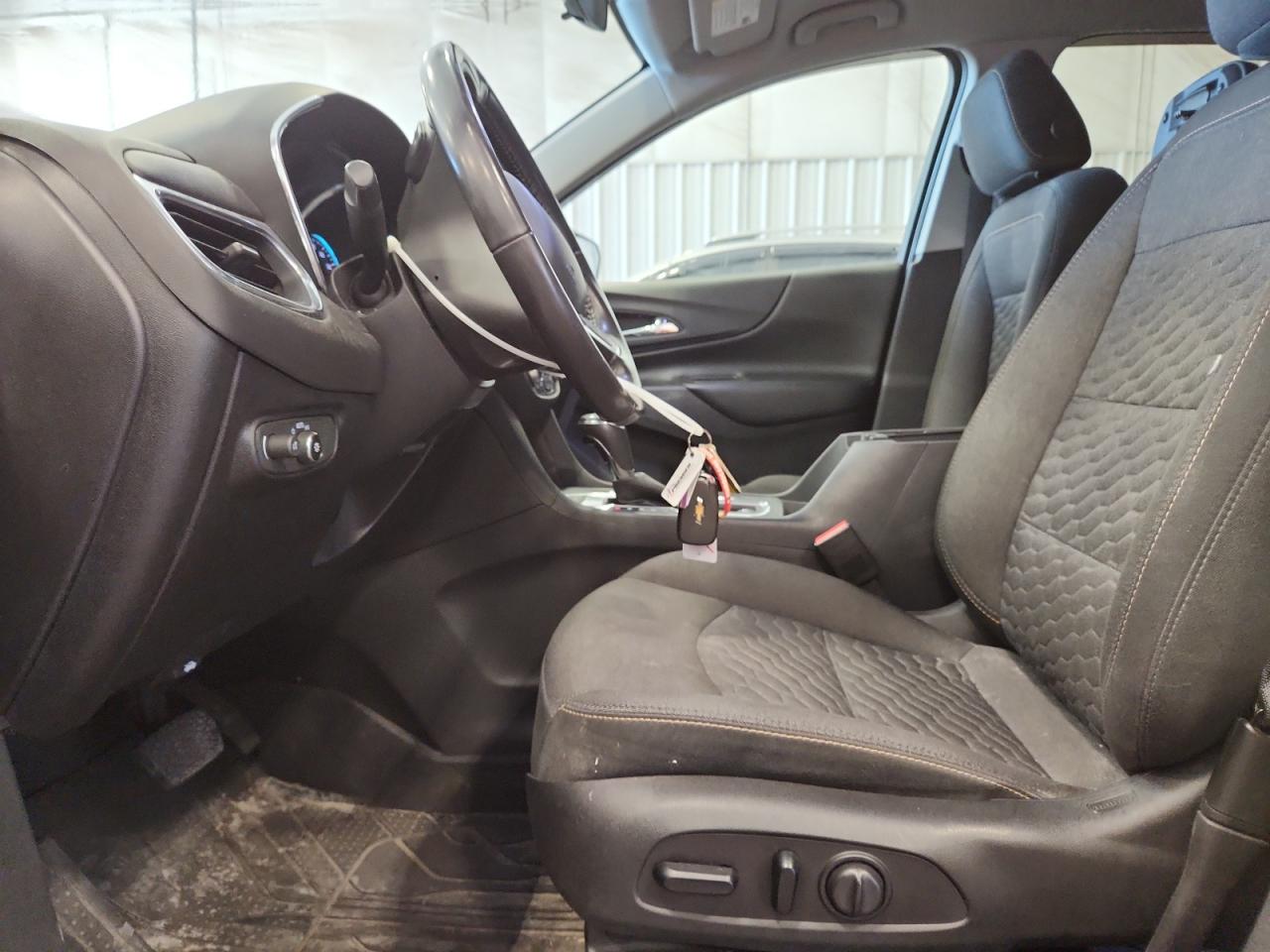 2019 CHEVROLET EQUINOX LT photo 13