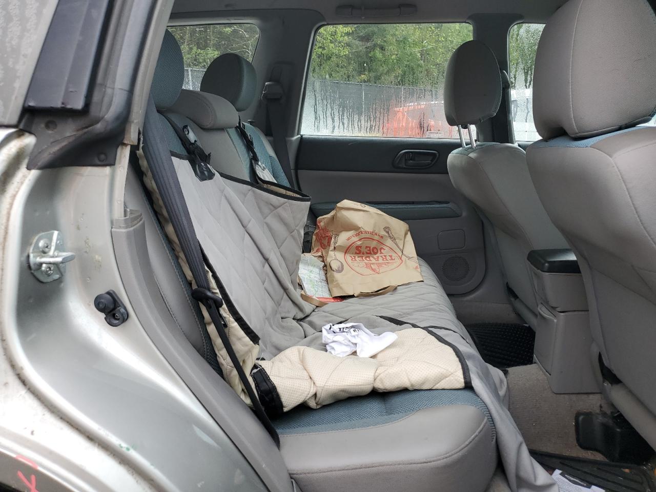 2005 SUBARU FORESTER 2.5X photo 10
