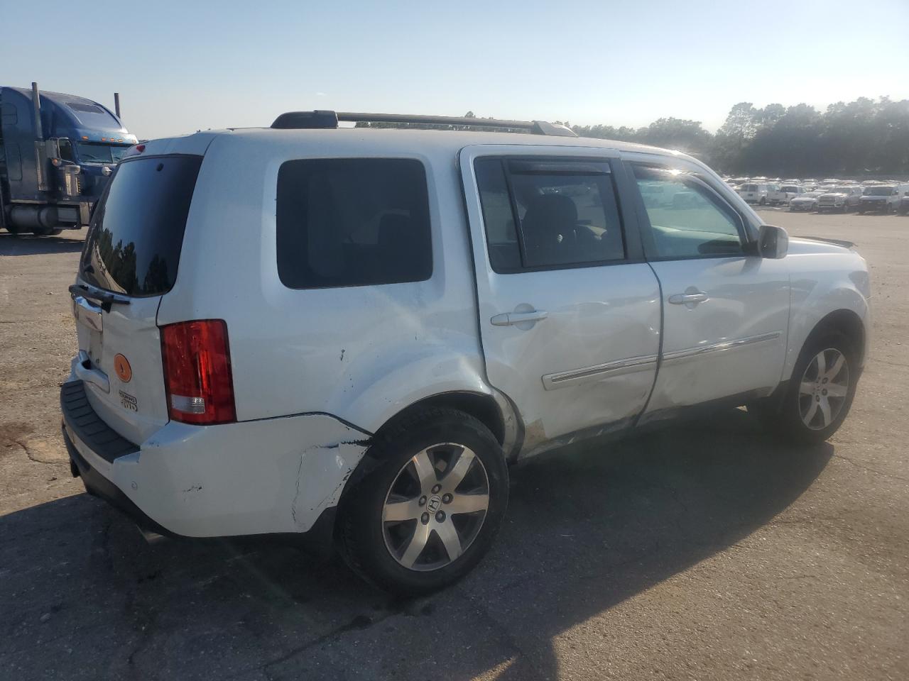 2012 HONDA PILOT TOURING photo 5
