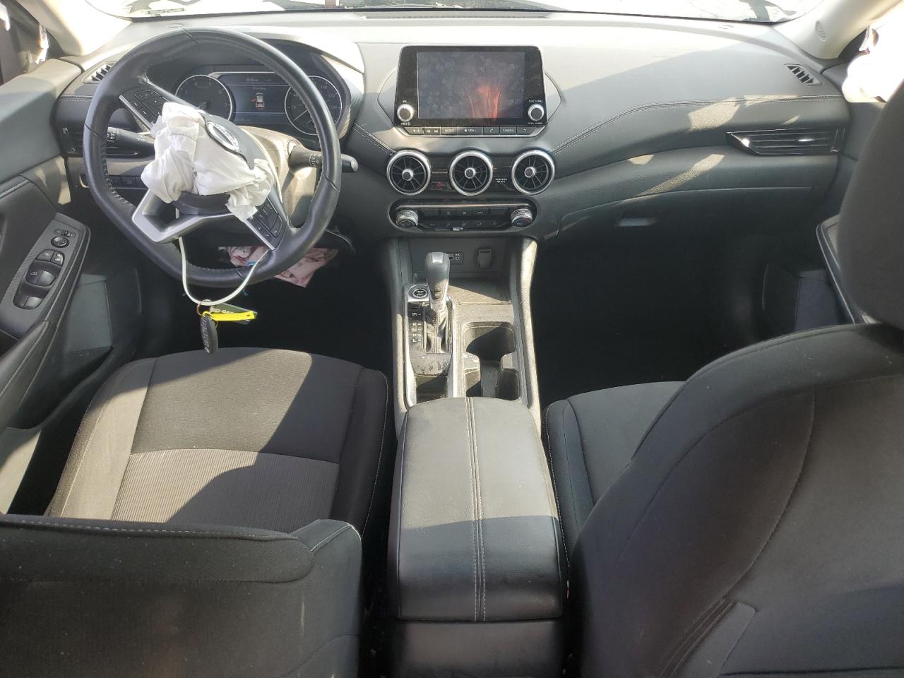 2022 NISSAN SENTRA SV photo 8