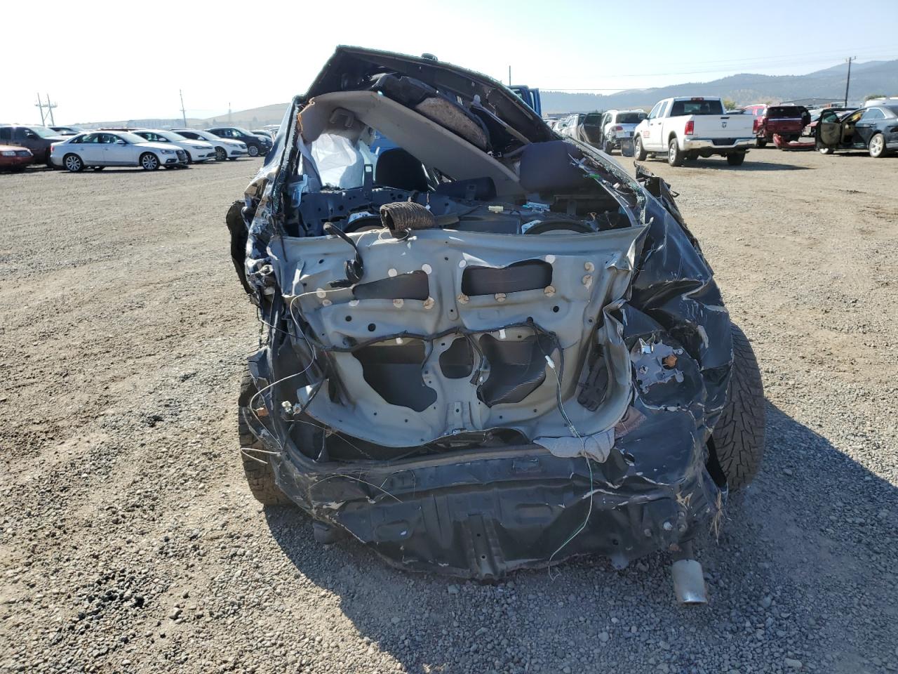 2013 TOYOTA COROLLA photo 11