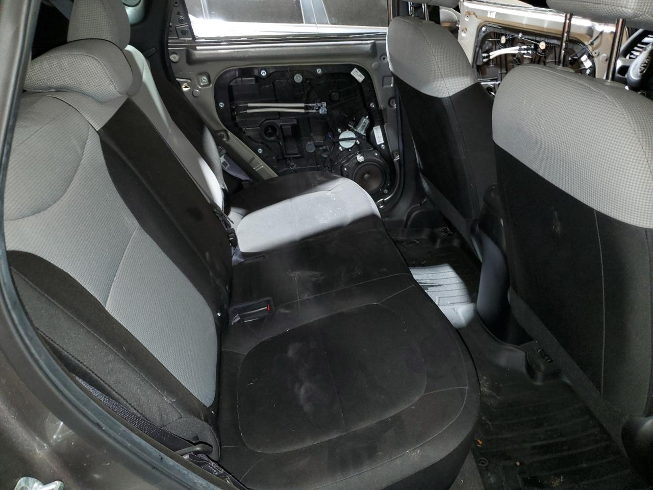 2018 KIA SOUL photo 19