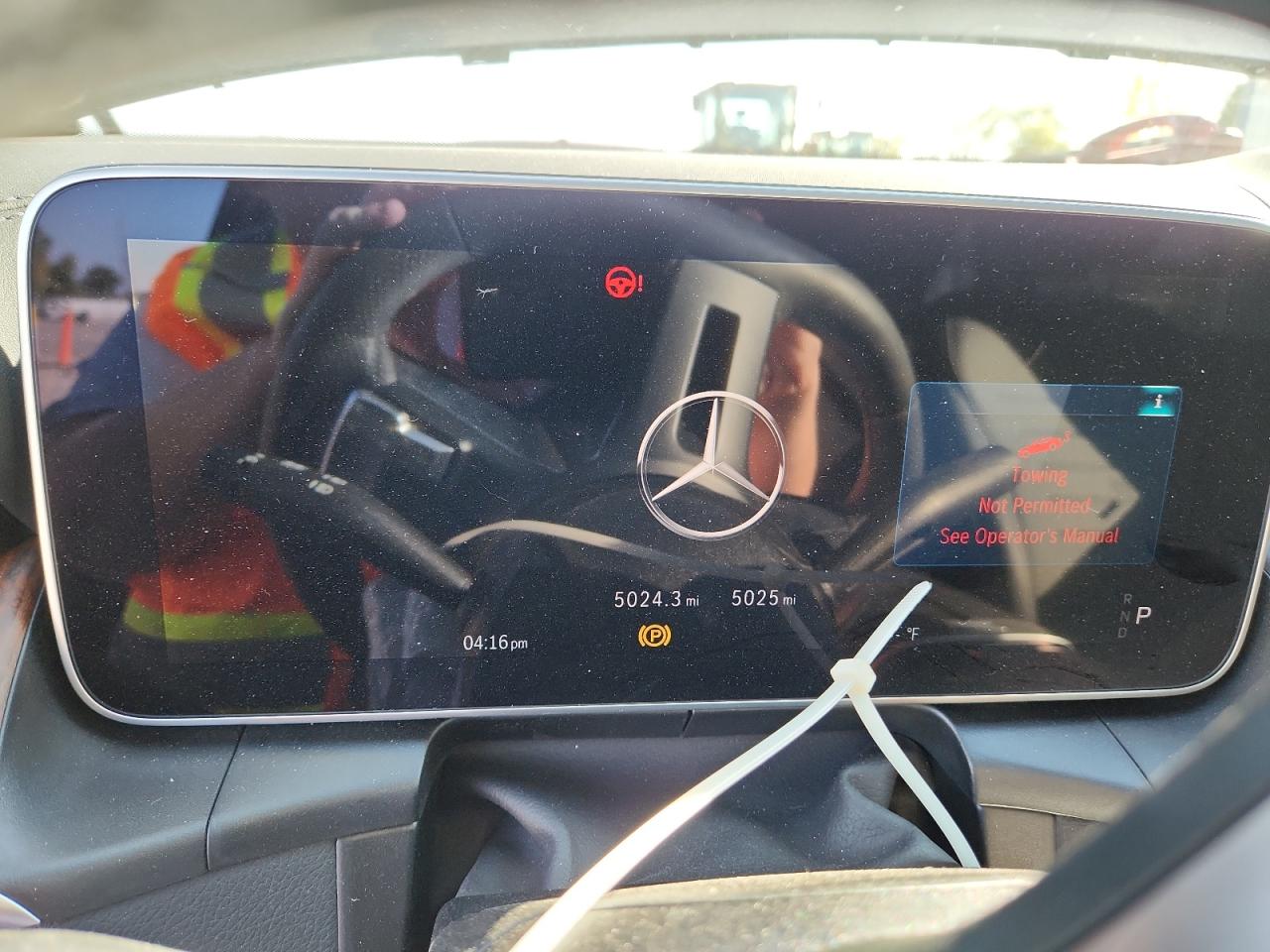 2025 MERCEDES-BENZ GLC 350E photo 9