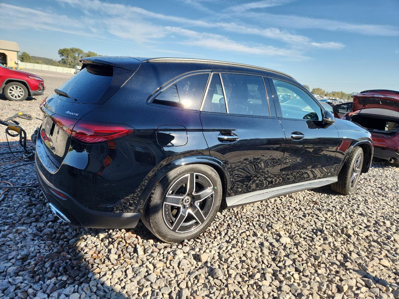 2025 MERCEDES-BENZ GLC 350E photo 3