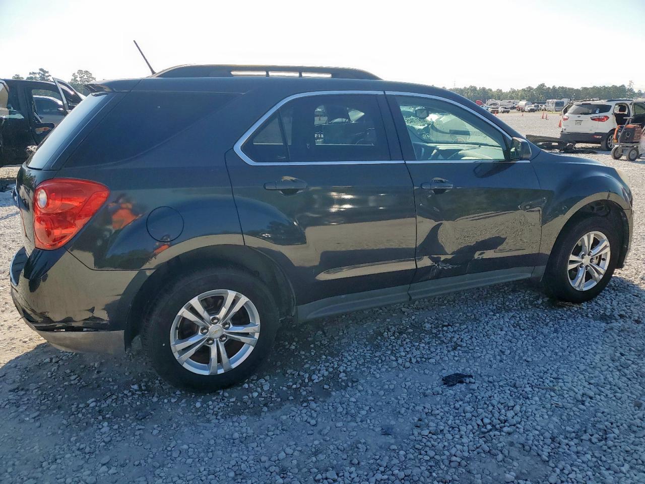 2013 CHEVROLET EQUINOX LT photo 3