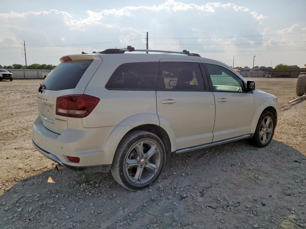 2017 DODGE JOURNEY CROSSROAD photo 3
