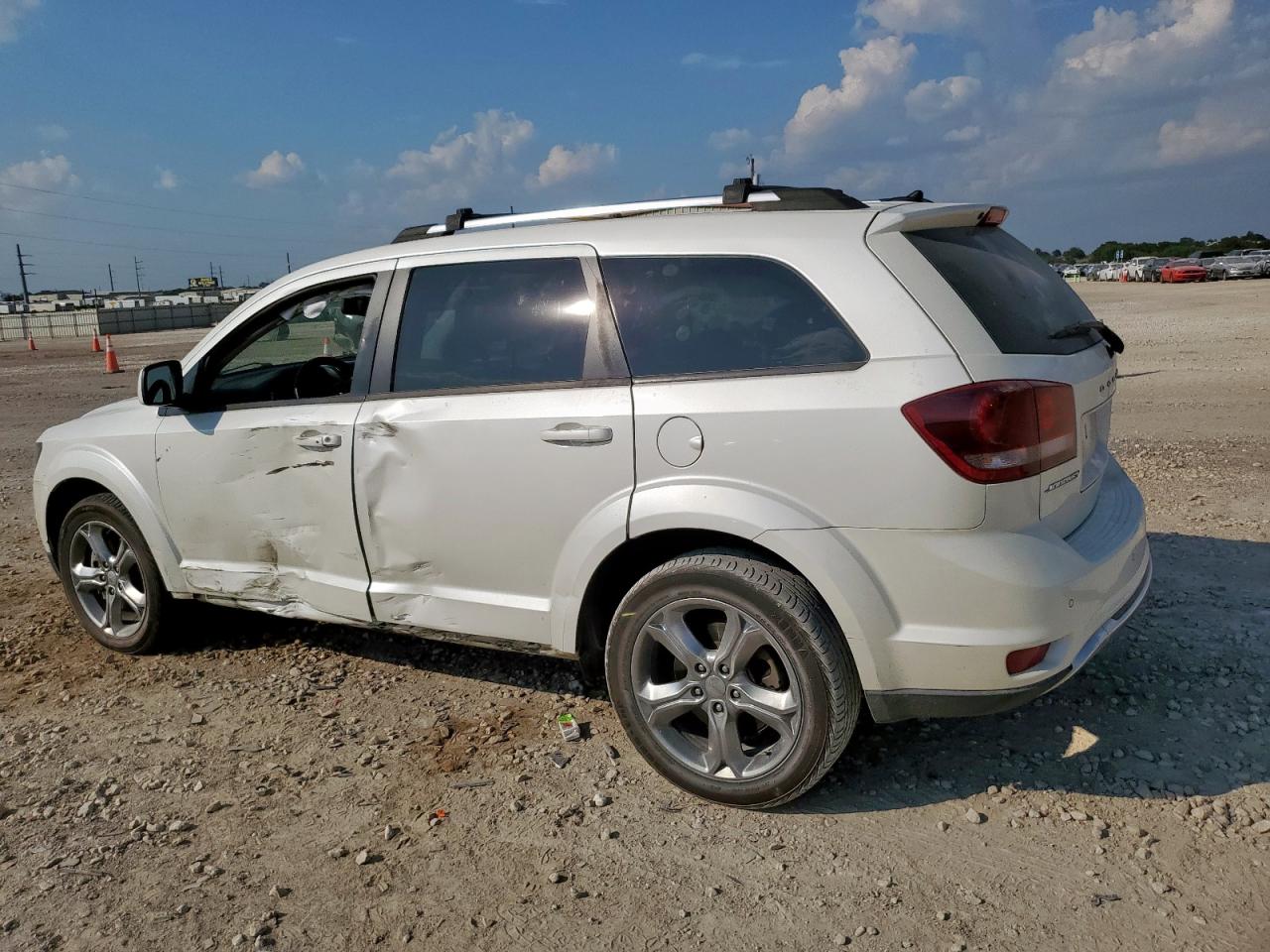 2017 DODGE JOURNEY CROSSROAD photo 2