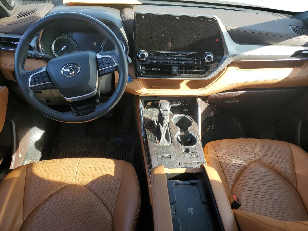 2022 TOYOTA HIGHLANDER HYBRID PLATINUM photo 22