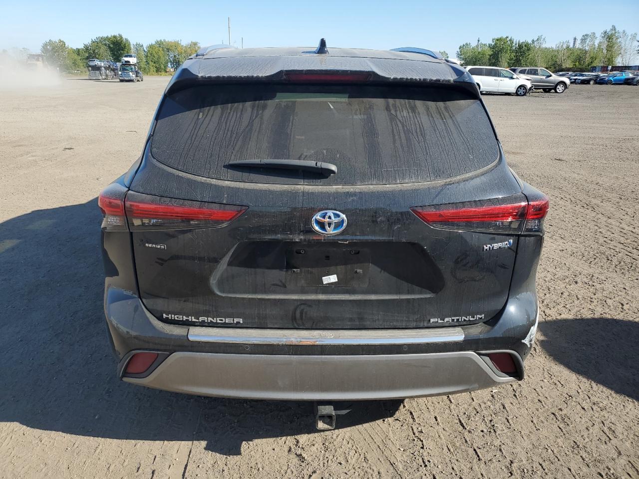 2022 TOYOTA HIGHLANDER HYBRID PLATINUM photo 16