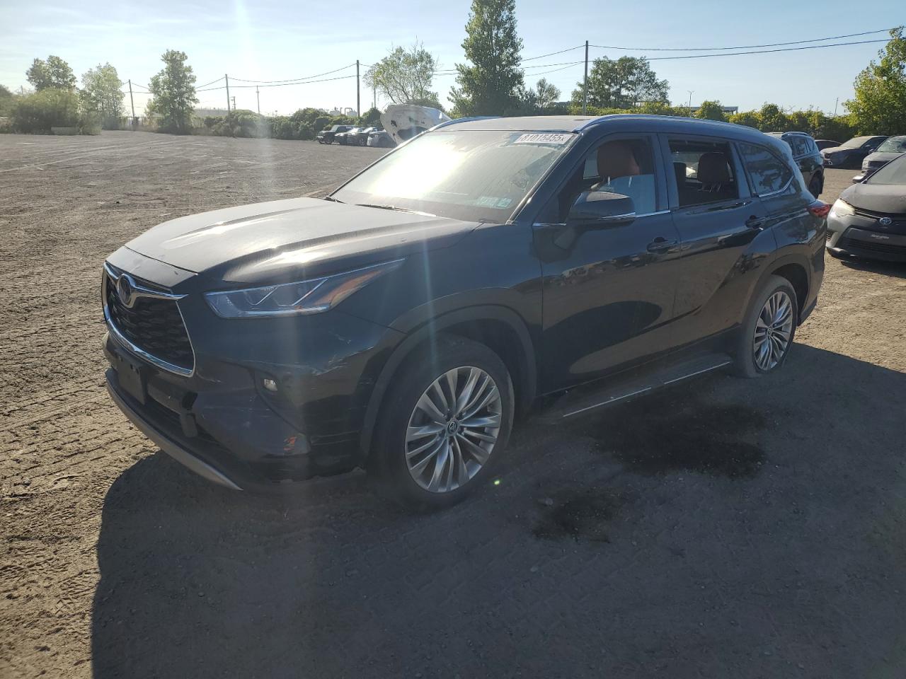 2022 TOYOTA HIGHLANDER