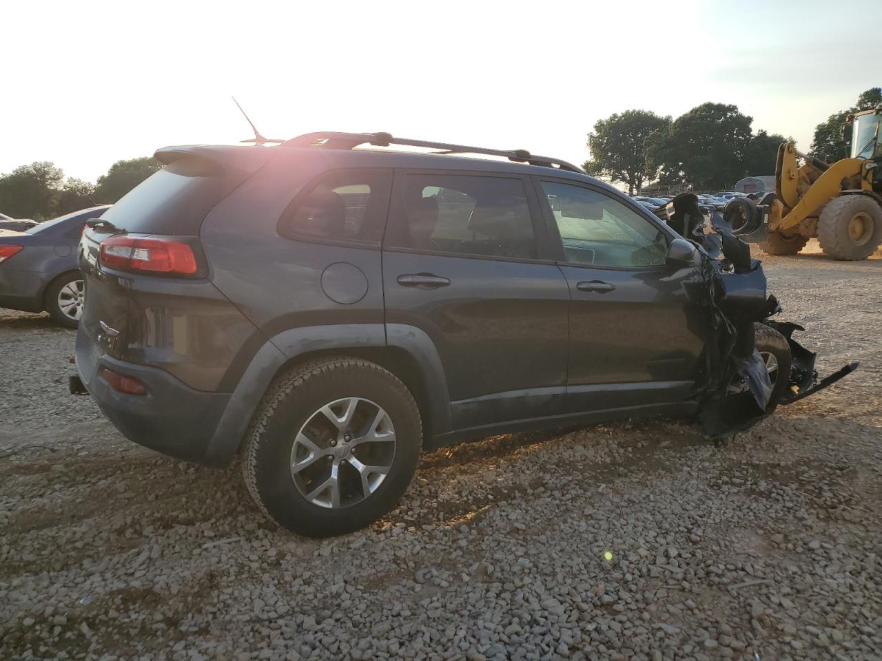 2015 JEEP CHEROKEE TRAILHAWK photo 5