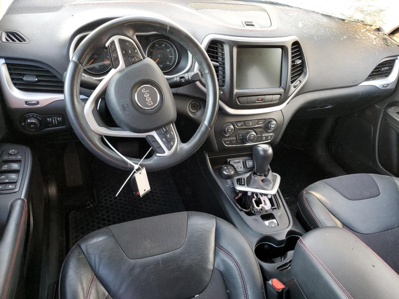 2015 JEEP CHEROKEE TRAILHAWK photo 15