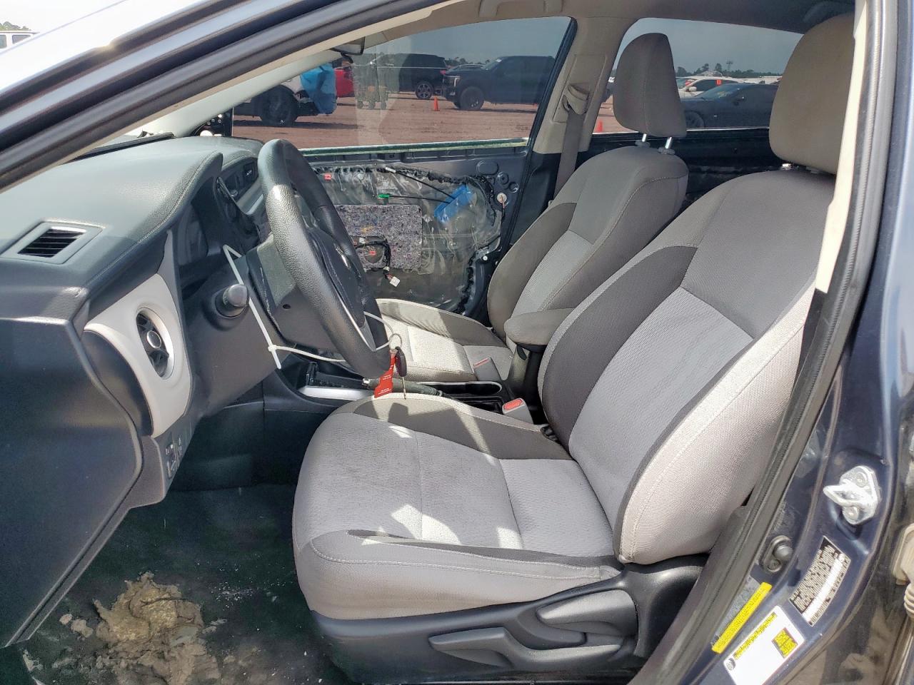 2018 TOYOTA COROLLA L photo 7