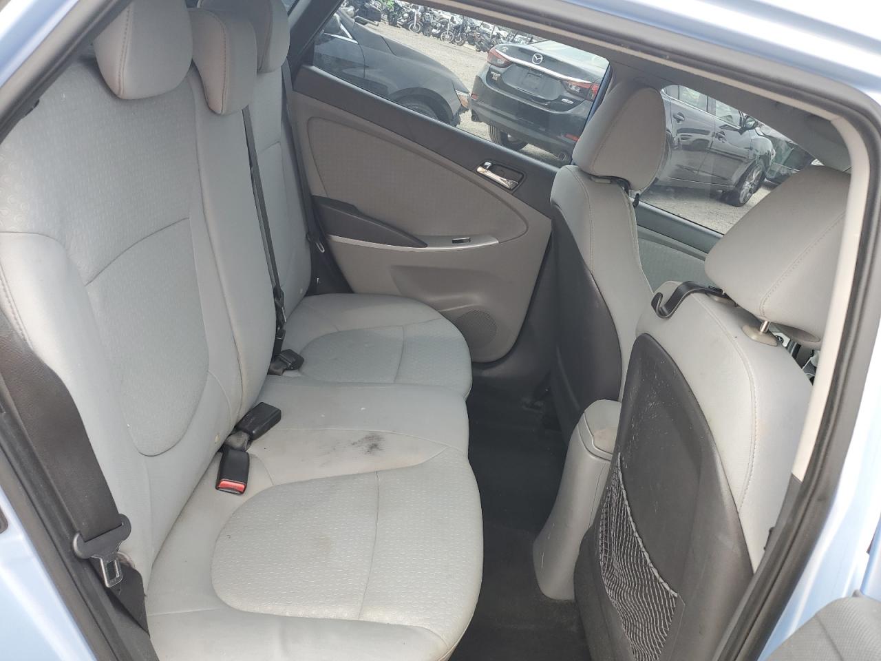 2012 HYUNDAI ACCENT GLS photo 28