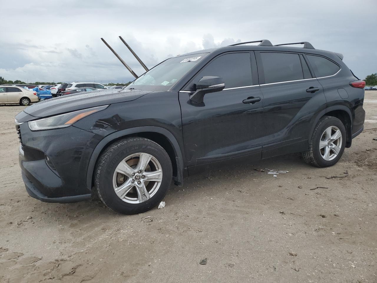 2021 TOYOTA HIGHLANDER
