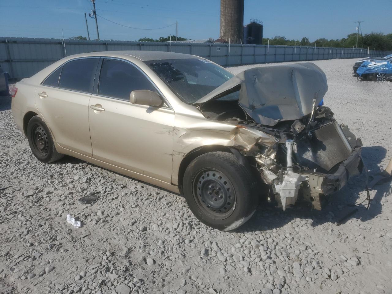 2010 TOYOTA CAMRY BASE photo 4