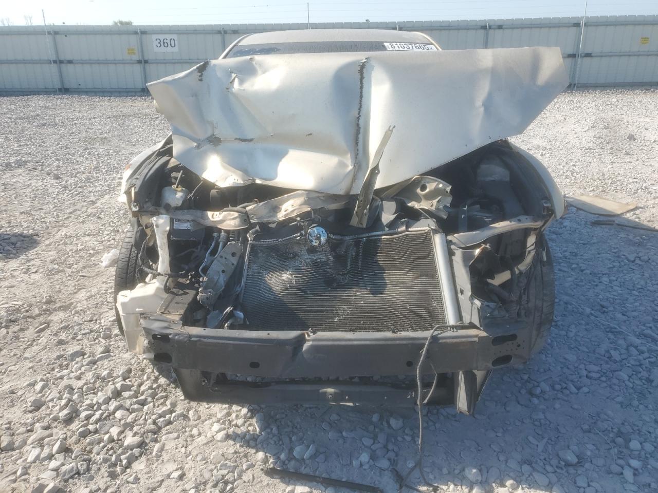 2010 TOYOTA CAMRY BASE photo 5