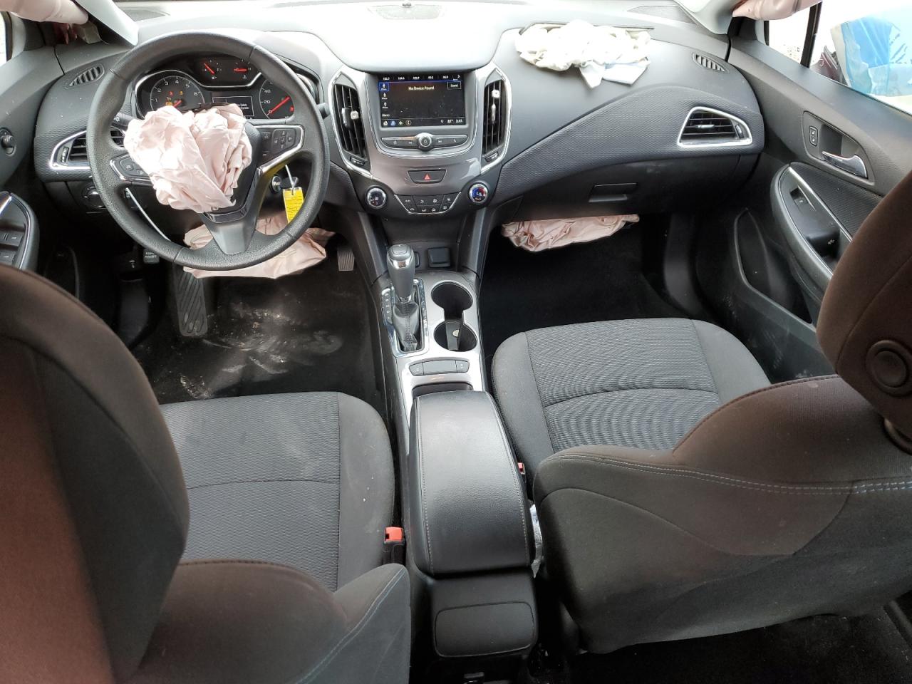 2019 CHEVROLET CRUZE LT photo 22