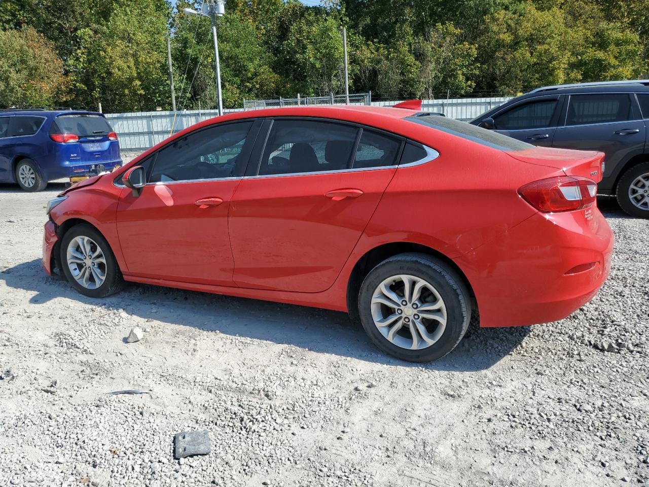 2019 CHEVROLET CRUZE LT photo 4
