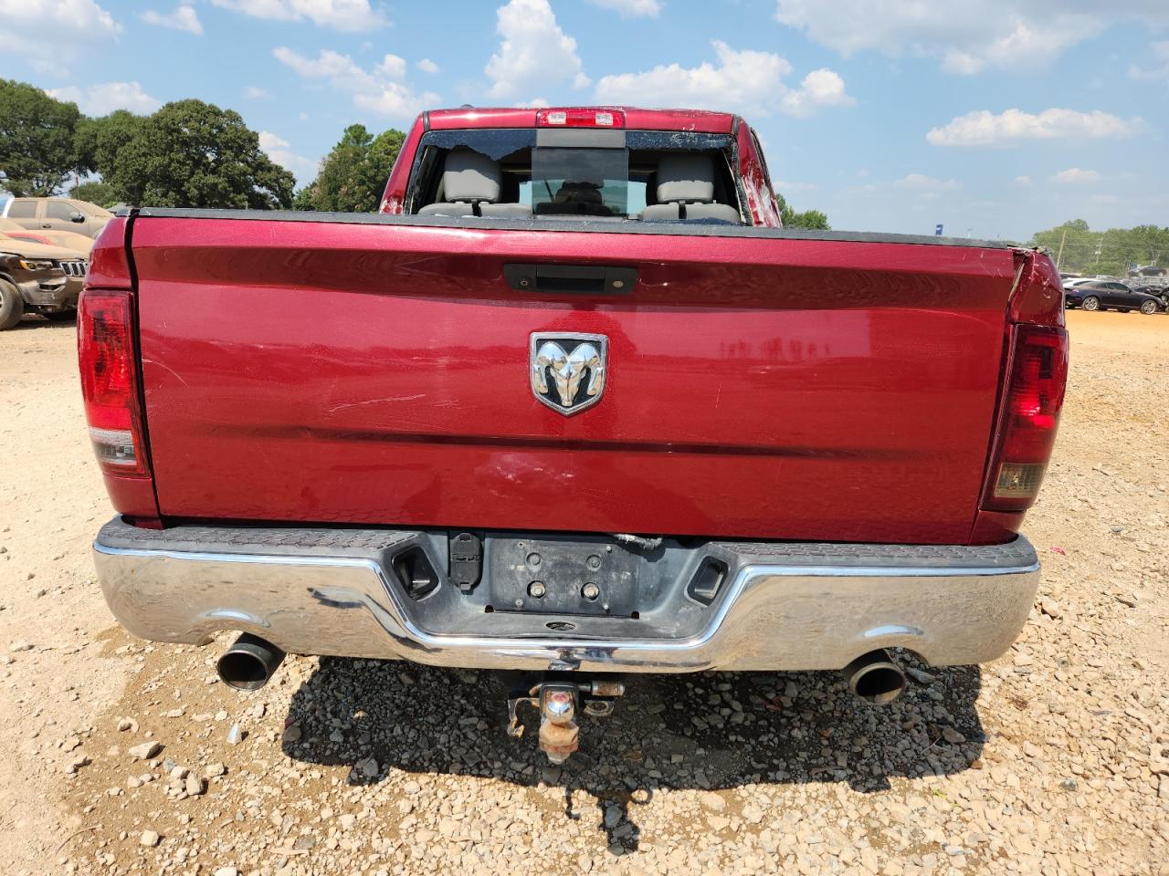 2014 RAM 1500 SLT photo 16