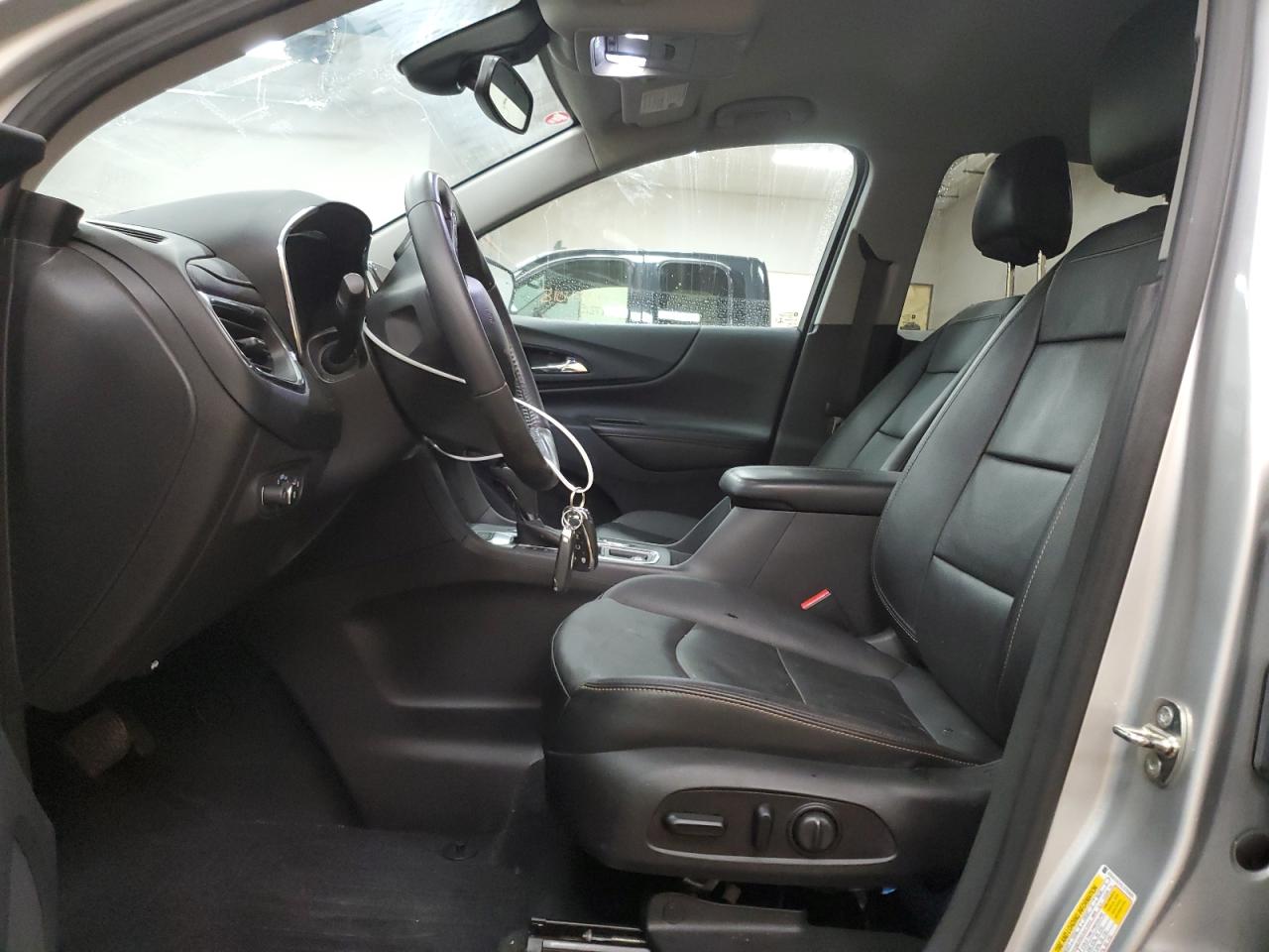 2020 CHEVROLET EQUINOX PREMIER photo 13