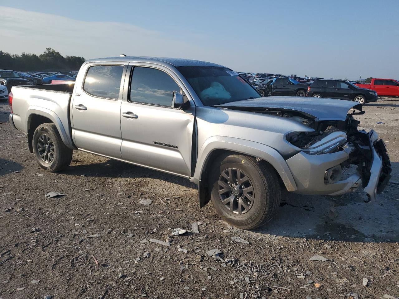 2022 TOYOTA TACOMA DOUBLE CAB photo 4