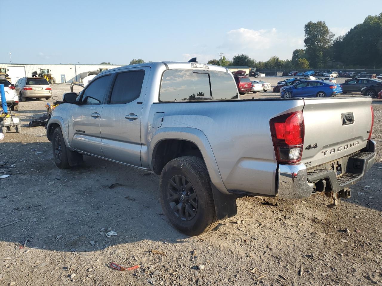 2022 TOYOTA TACOMA DOUBLE CAB photo 2