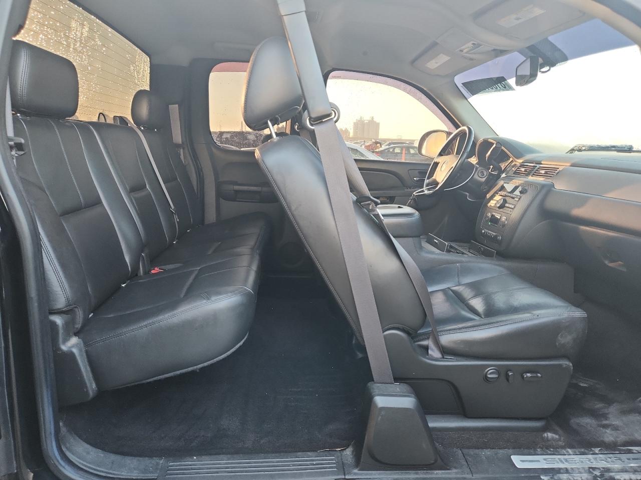 2011 GMC SIERRA K1500 SLT photo 19