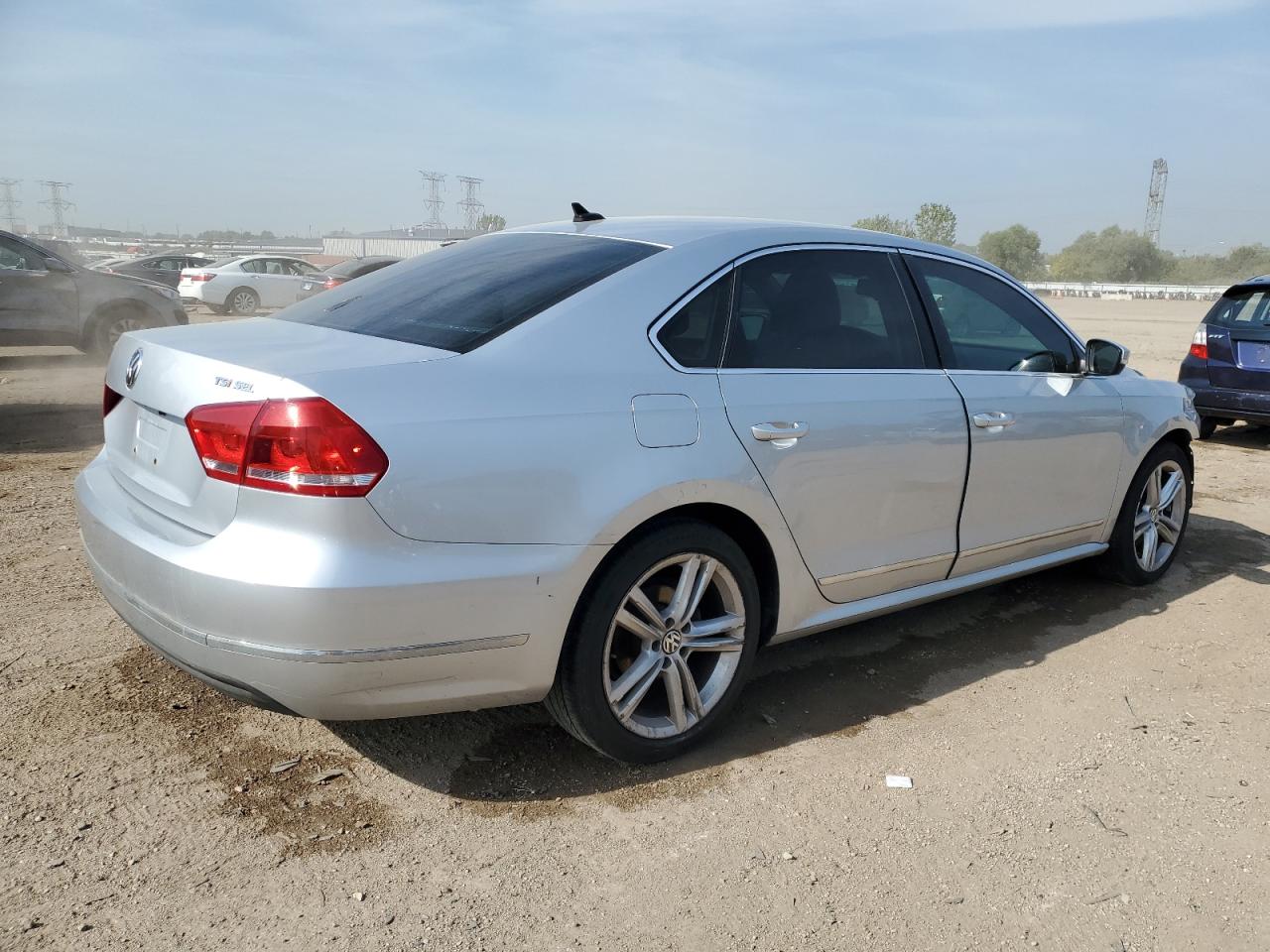 2015 VOLKSWAGEN PASSAT SEL photo 5