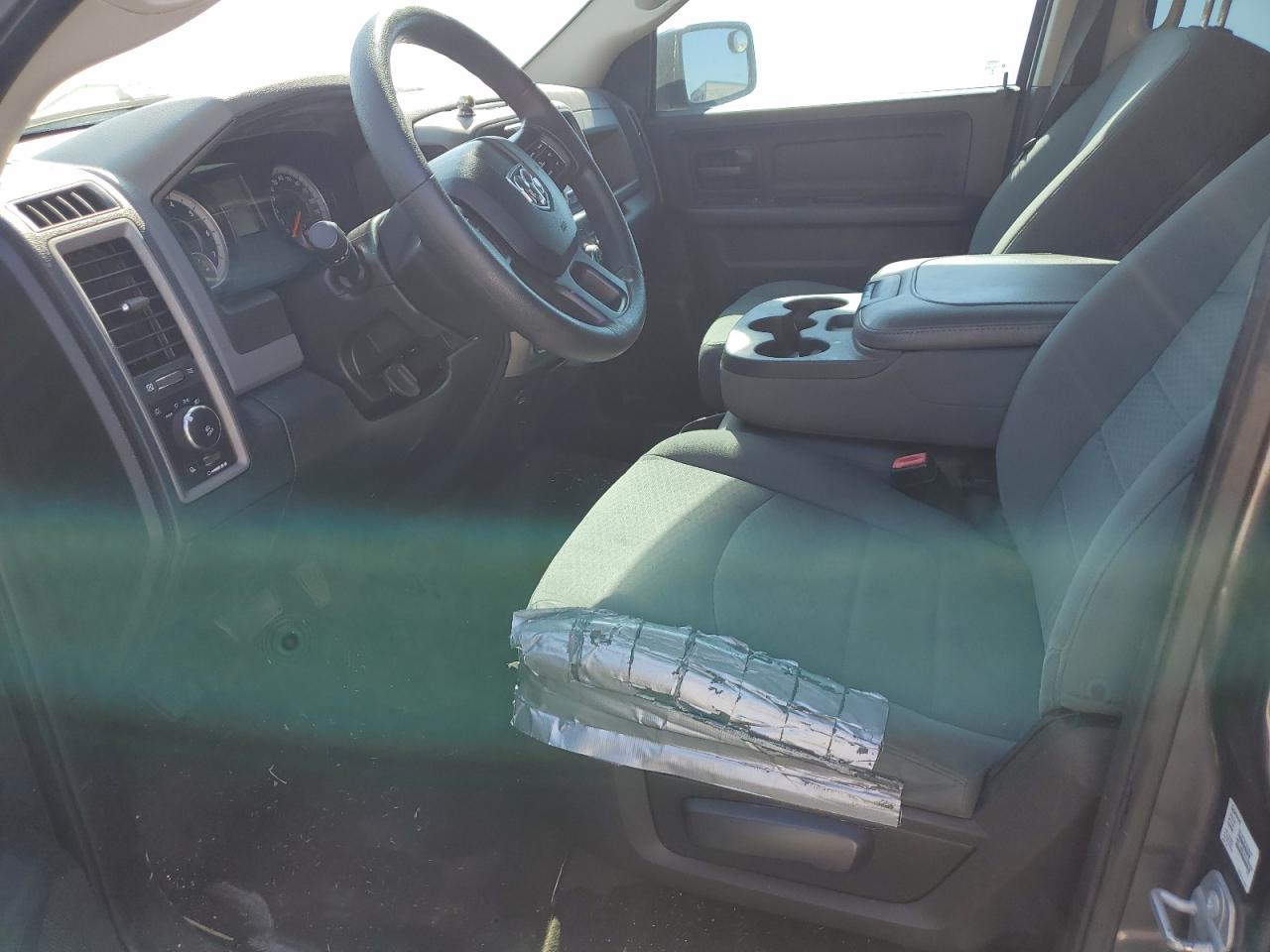 2016 RAM 1500 ST photo 7