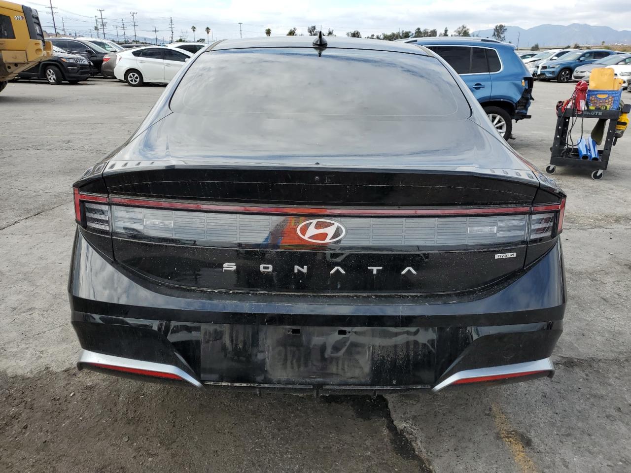 2025 HYUNDAI SONATA HYBRID photo 6