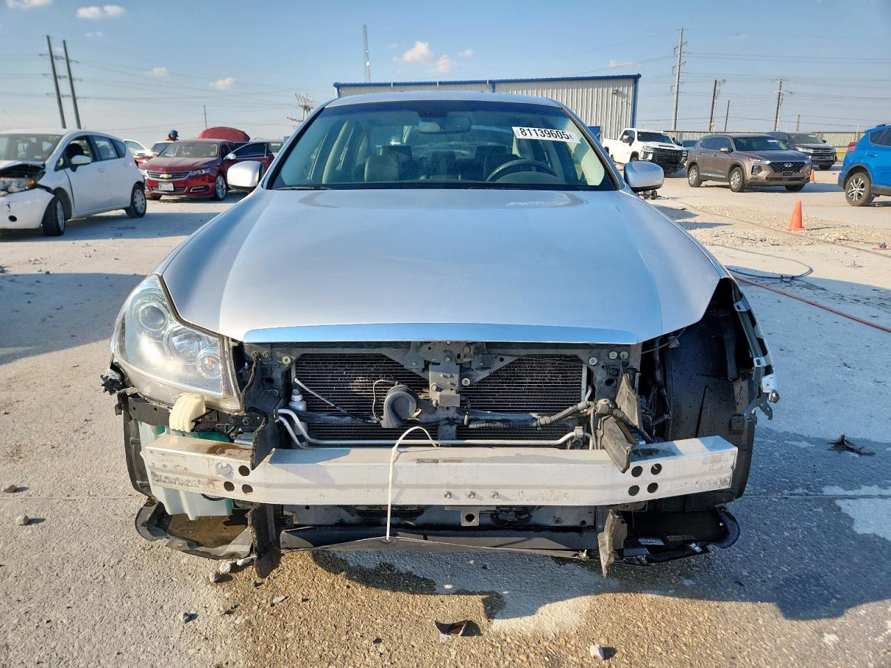 2010 INFINITI M35 BASE photo 13