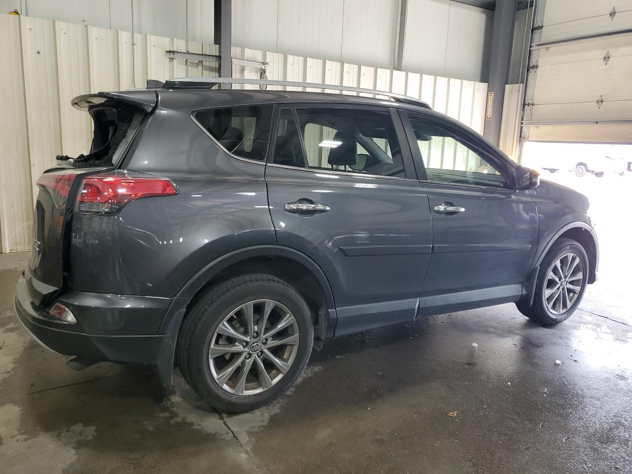 2018 TOYOTA RAV4 LIMITED photo 3