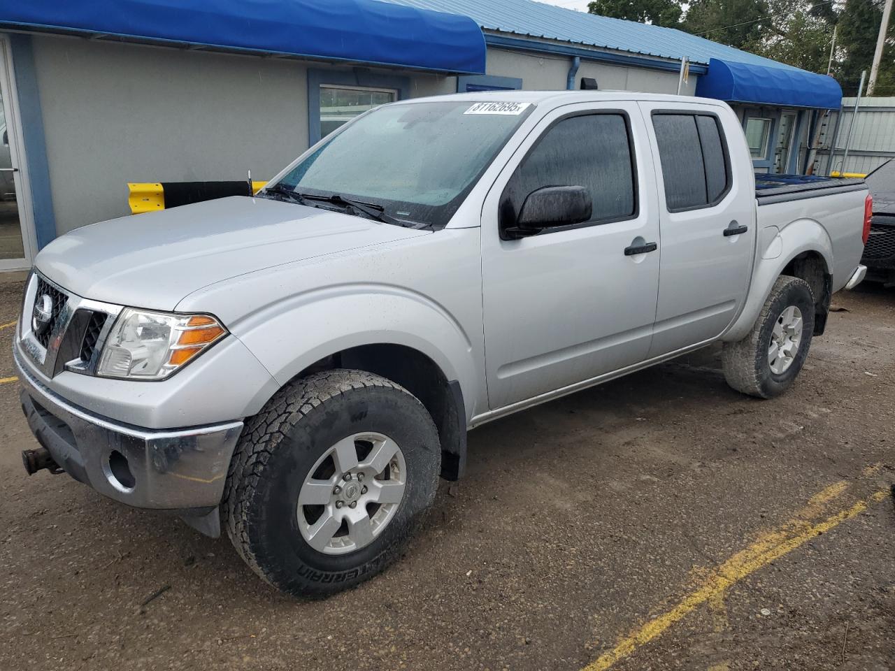 2011 NISSAN FRONTIER