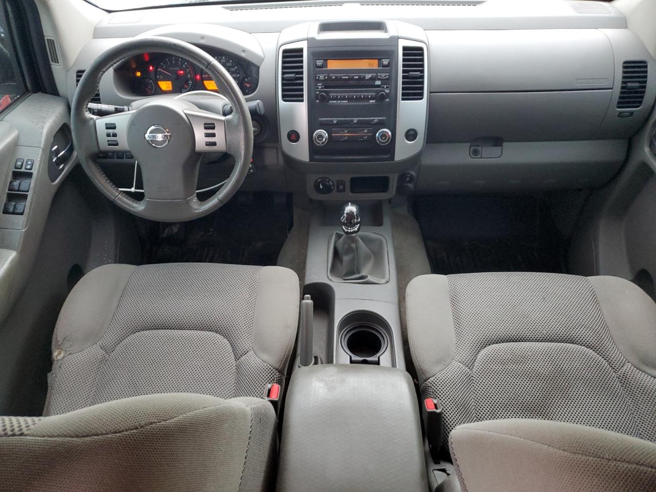 2011 NISSAN FRONTIER S photo 22