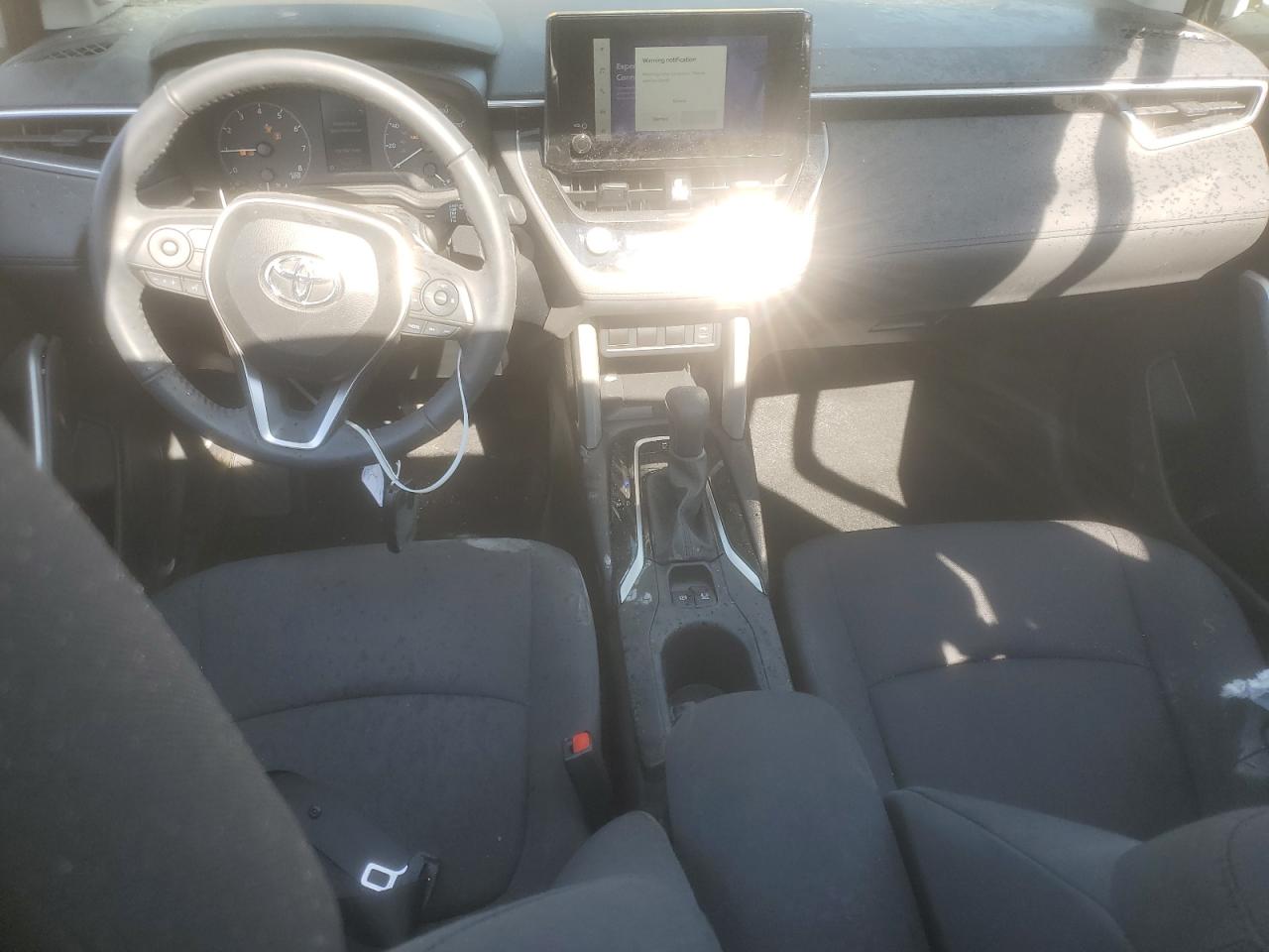 2024 TOYOTA COROLLA CROSS LE photo 15